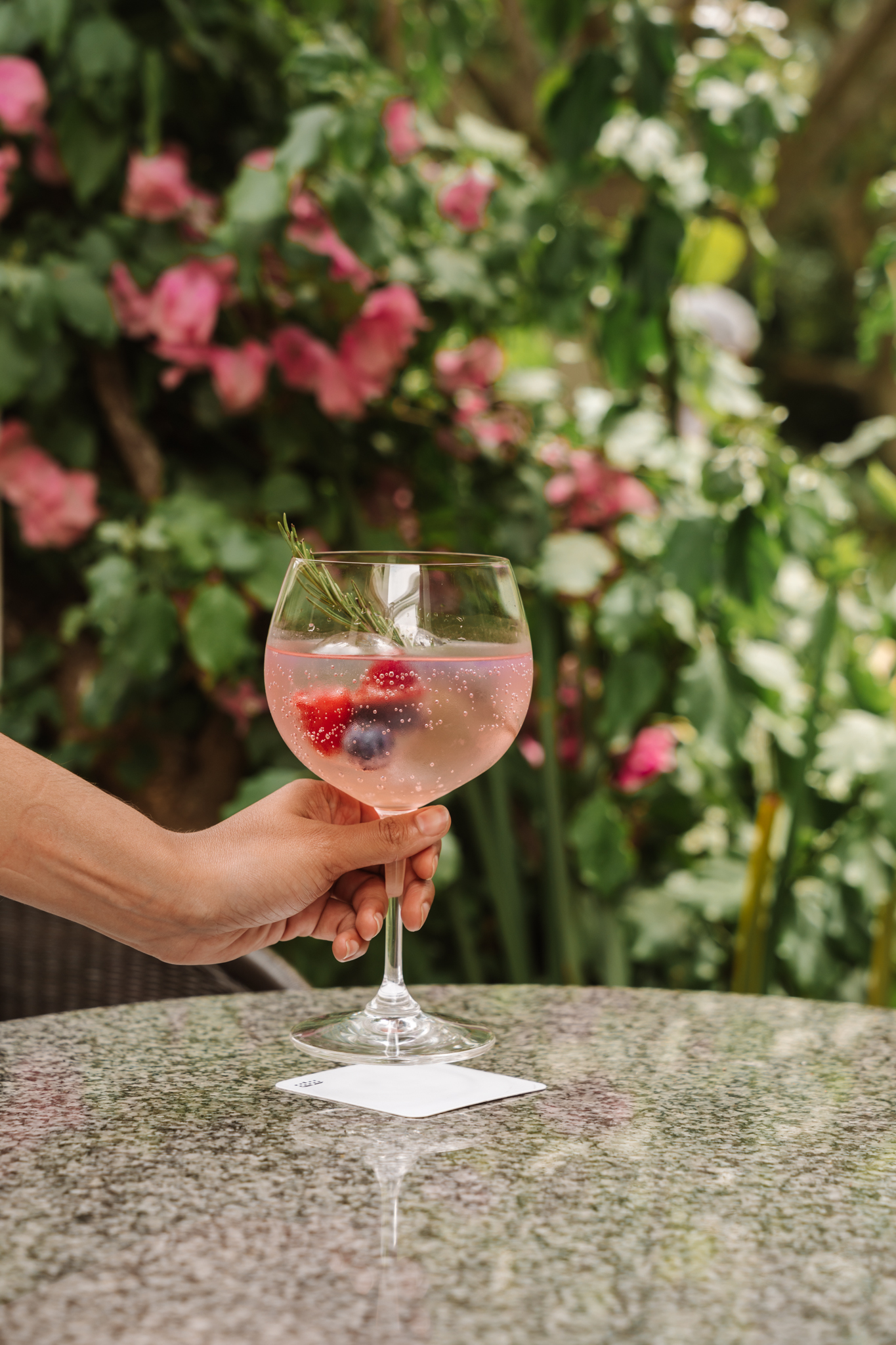 Looking for a reason to linger a little longer? Settle into the Garden Lounge & Patio, where mountain views, great food, and premium pours come together for an easy going tasting experience.