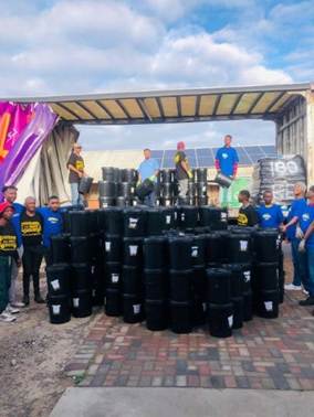 This Mandela Day, SA Harvest is calling on South Africans to take part in a campaign that champions dignity, justice, and youth empowerment – one bucket at a time.
The 2025 Buckets of Nutrition for Matriculants campaign is a powerful public-facing initiative focused on equipping Grade 12 learners in underserved communities with the essentials they need to face their final school year with hope and resilience. Each curated bucket includes shelf-stable nutritious food, hygiene items, and basic stationery—small but significant tools to restore dignity and support academic success.
On 18 July, SA Harvest will host public bucket-packing activations at Pavilion Mall in KwaZulu-Natal and Melrose Arch in Gauteng, with the help of committed partners including Rhodes Food Group, H&M, NUMUTI, AMDEC, and others. With music, school choirs, and community engagement on the day, the events offer individuals and corporates a chance to contribute meaningfully.
In a national show of solidarity, the Road Freight Association (RFA) has stepped up to provide fleet capacity, warehouse space, and distribution logistics, ensuring the buckets reach learners across South Africa.
The campaign is grounded in sobering findings from the recent SERI Food (In)Security Report. More than 63% of South African households face food insecurity, with 23.1% in severe need. Stunting affects 30% of boys and 25% of girls under age five, with lifelong implications for learning and development. Nutrition directly affects cognitive function; poor diets mean poor academic outcomes, especially for Black girls in low-income households. During the pandemic, 400,000 children and 1.8 million households were affected by “perpetual hunger.” Yet, 10 million tonnes of food go to waste in South Africa each year.
“Food justice is education justice,” says Ozzy Nel, COO of SA Harvest. “When young people don’t have access to nutritious meals, it’s not just their health that suffers – it’s their futures. These buckets are an act of solidarity and a rejection of a broken system that allows food to go to waste while learners go hungry.”
Last year’s Mandela Month campaign saw 2,879 buckets packed by over 350 volunteers across three cities, containing more than 74,800 individual food items, including protein, carbohydrates, vitamins, and nutrients. Distribution was facilitated by 19 community-based organisations.
In December, SA Harvest partnered with The Daily Maverick and Missionvale Care Centre to deliver 106 buckets of nutritious food, new clothes for mothers and babies, and 5 kg bags of maize to parents and grandparents of hospitalised children in the Nelson Mandela Bay metro. Donations from Daily Maverick readers surpassed R715,000.
This year’s campaign invites all South Africans to play a part. You can sponsor a bucket for R500, join a packing event at Melrose Arch or Pavilion Mall on 18 July, or partner with SA Harvest for in-house activations or logistics support. Donations can be made at https://saharvest.org/buckets/, using the reference “Buckets”.