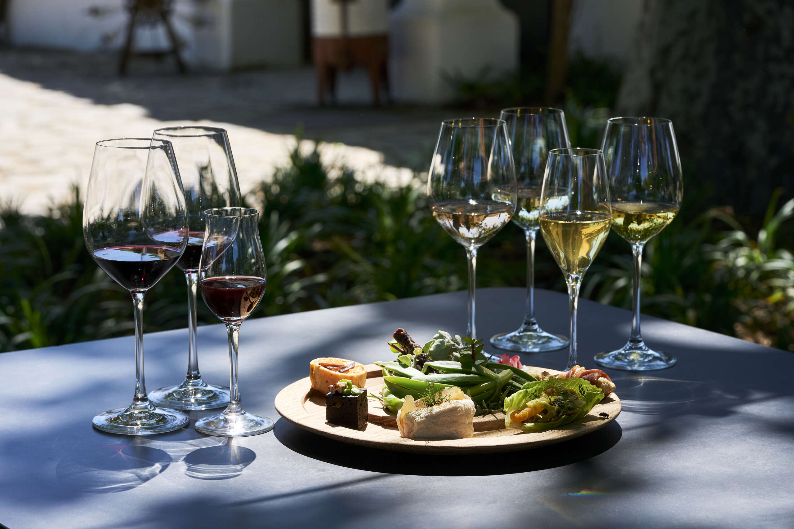 VERGENOEGD LÖW TELLS INTRIGUING TASTE TALES WITH UNIQUE INDIGENOUS FOOD & WINE PAIRINGS
