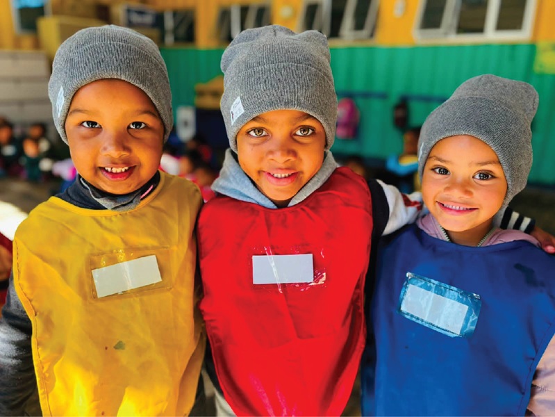 OUTSIDE THE BOWL AFRICA CELEBRATES 10 YEARS OF COMMUNITY IMPACT BY BRINGING 10 000 CHILDREN TOGETHER FOR WORLD CHILDREN'S DAY
