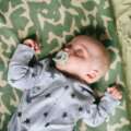 A Guide to Soothing: The Pros and Cons of Dummies