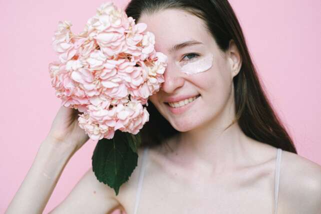 Spring Is in the Air: Dealing with the Seasonal Skin, Hair and Body Challenges