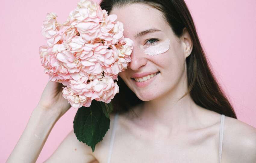 Spring Is in the Air: Dealing with the Seasonal Skin, Hair and Body Challenges